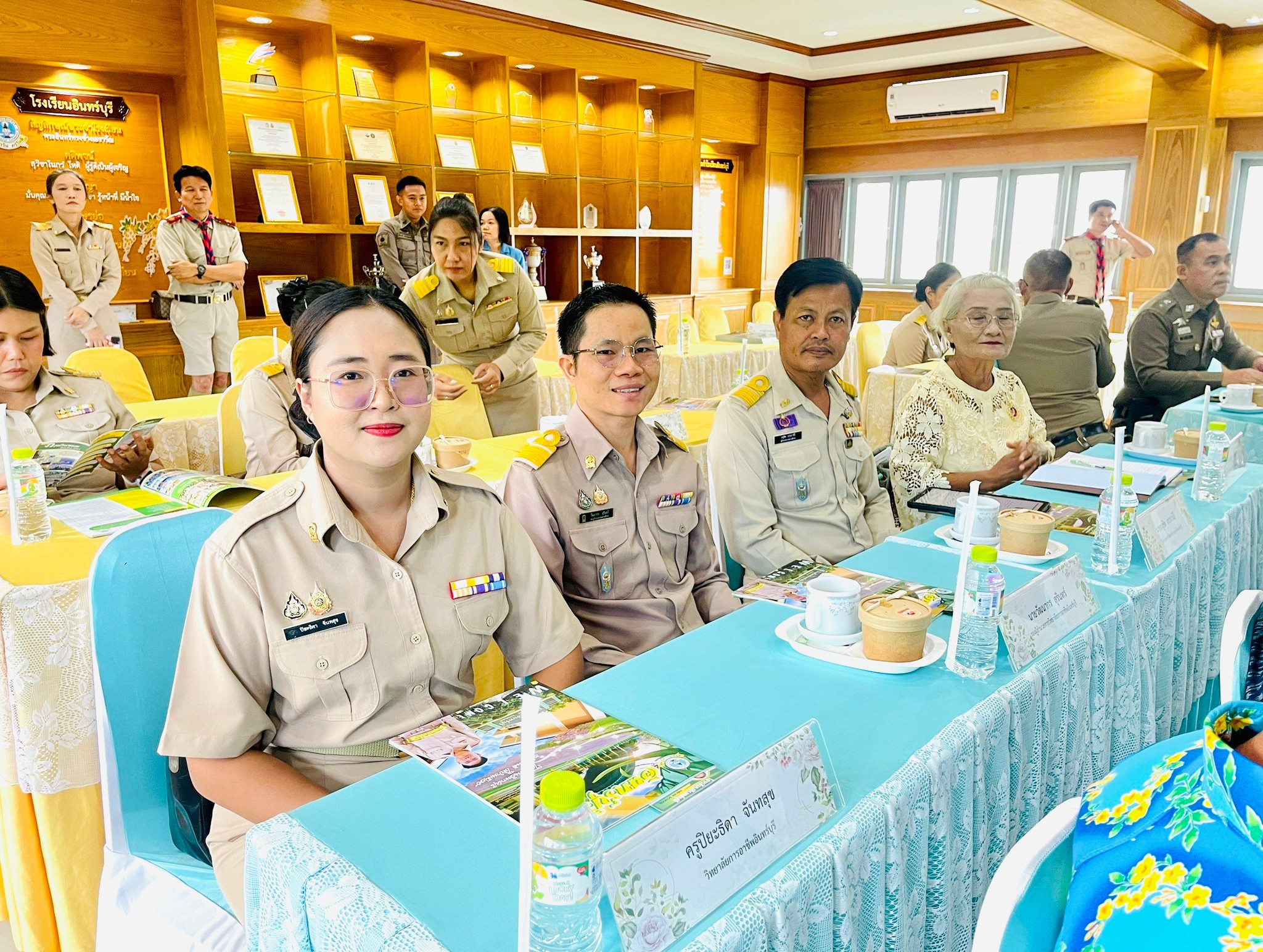 ประชุมการตรวจเยี่ยมการประเมินคุณภาพภายนอก ณ โรงเรียนอินทร์บุรี